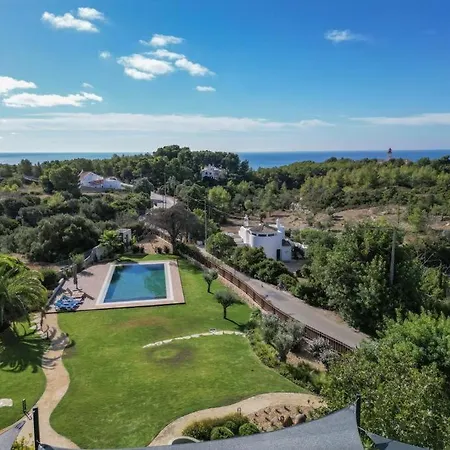 Kiki Few Minutes Walk To - Pool Apartment *